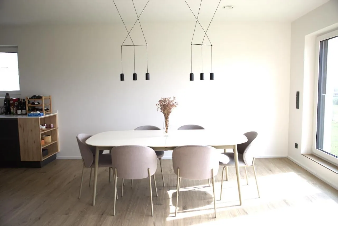 Peaceful Modern 2 Bedroom Penthouse With Nice View Hesperange 0*,