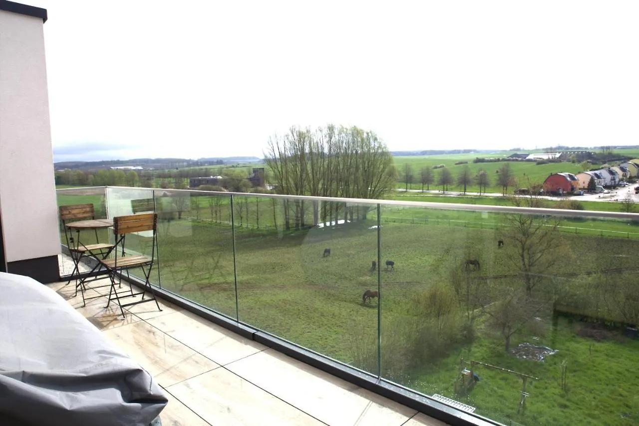 Peaceful Modern 2 Bedroom Penthouse With Nice View Hesperange