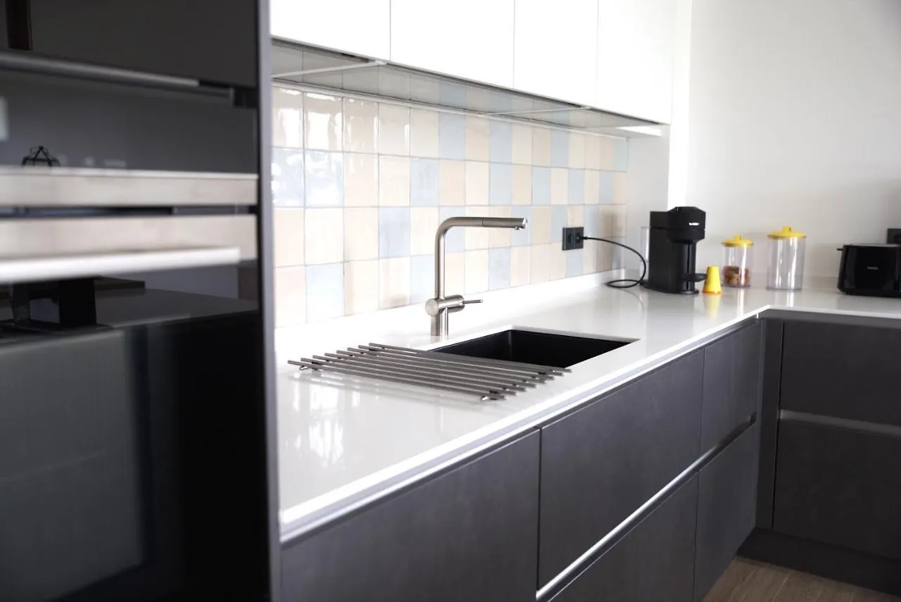 Peaceful Modern 2 Bedroom Penthouse With Nice View Hesperange Apartmán